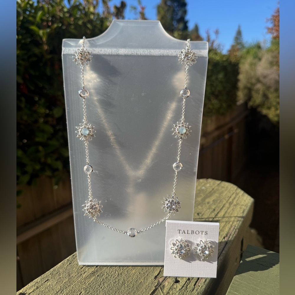 New Talbots Necklace, Earrings and Bracelet Set Bundle